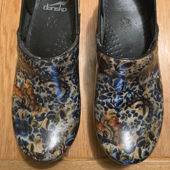 Dansko Clogs – Size 38 – Pre-Loved Comfort - Picture 1 of 6
